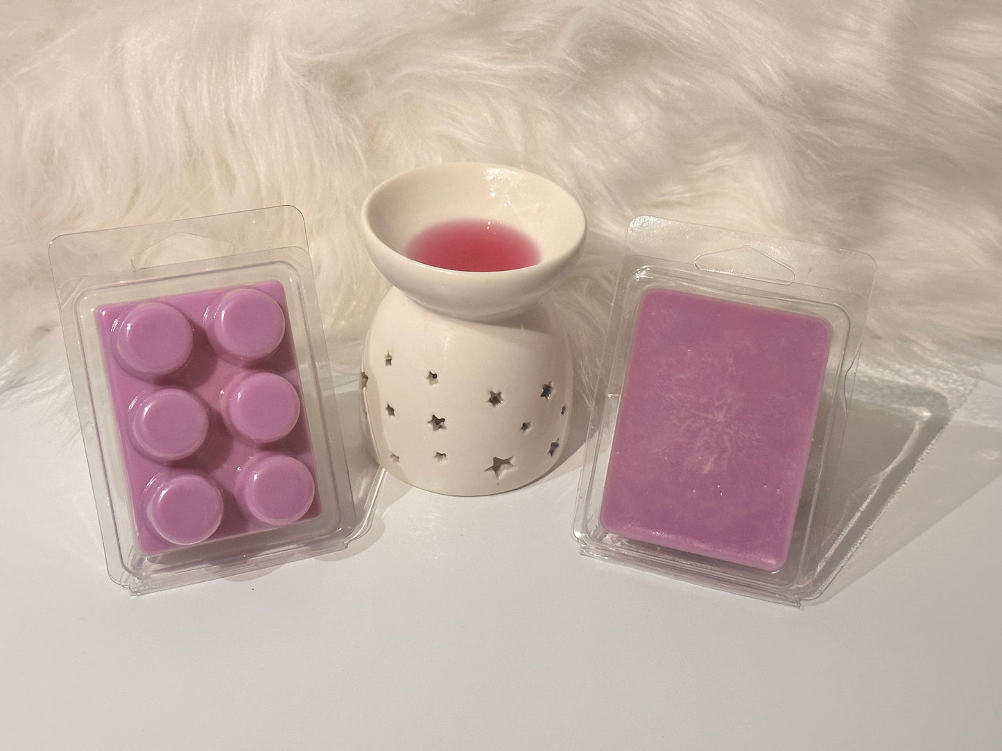 Lavender Heart Wax Melt Bars: Experience Tranquility in Every Melting Moment