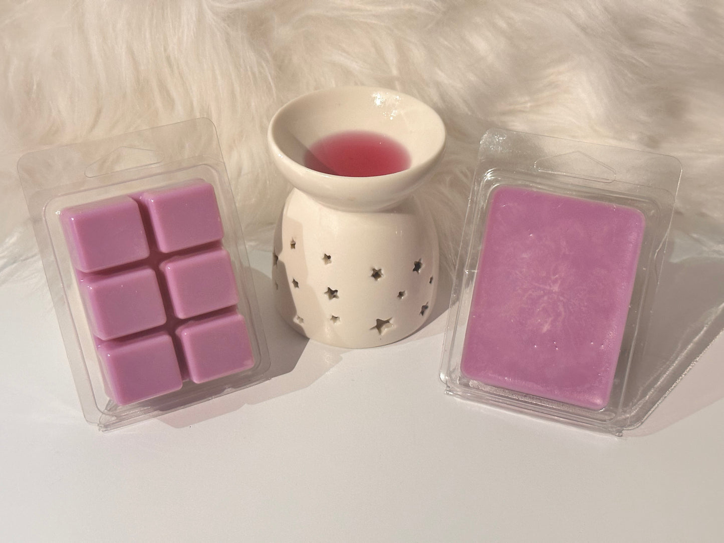Lavender Heart Wax Melt Bars: Experience Tranquility in Every Melting Moment