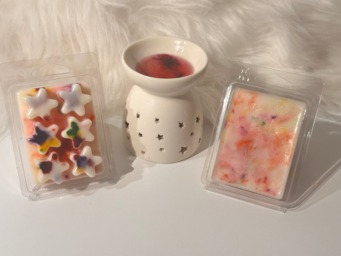 Tutti Fruity Heart Wax Melt Bars: A Kaleidoscope of Scents for Your Senses